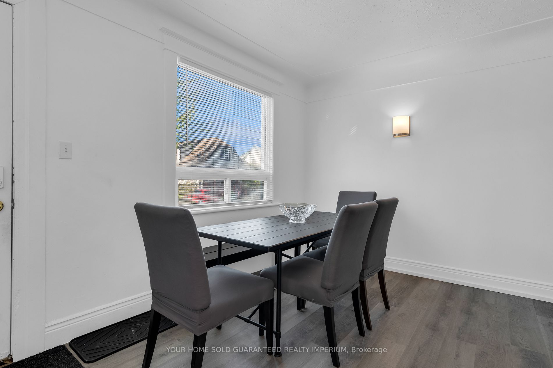 197 Grenfell St