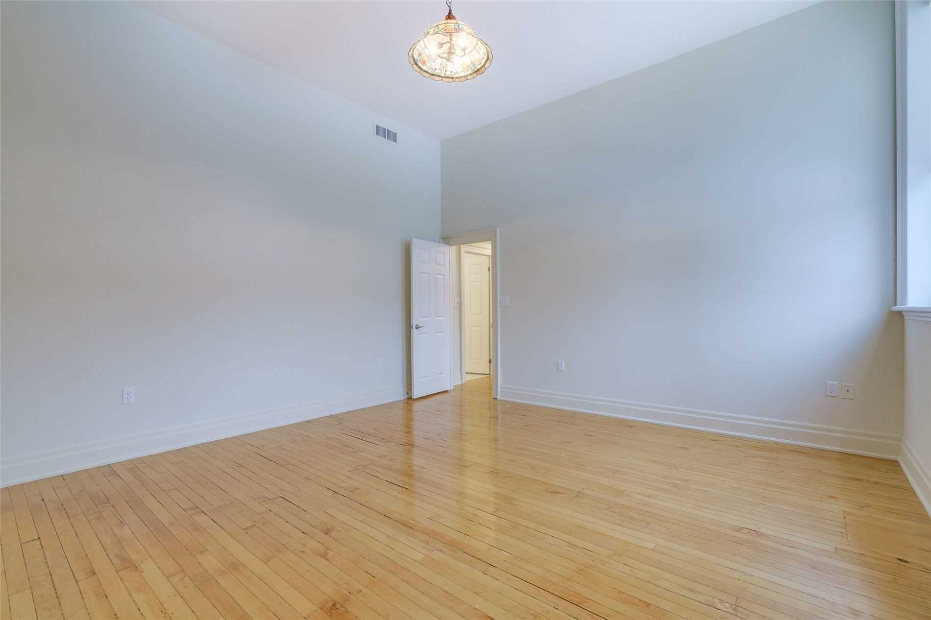 Listing X5969387 - Large Photo # 22