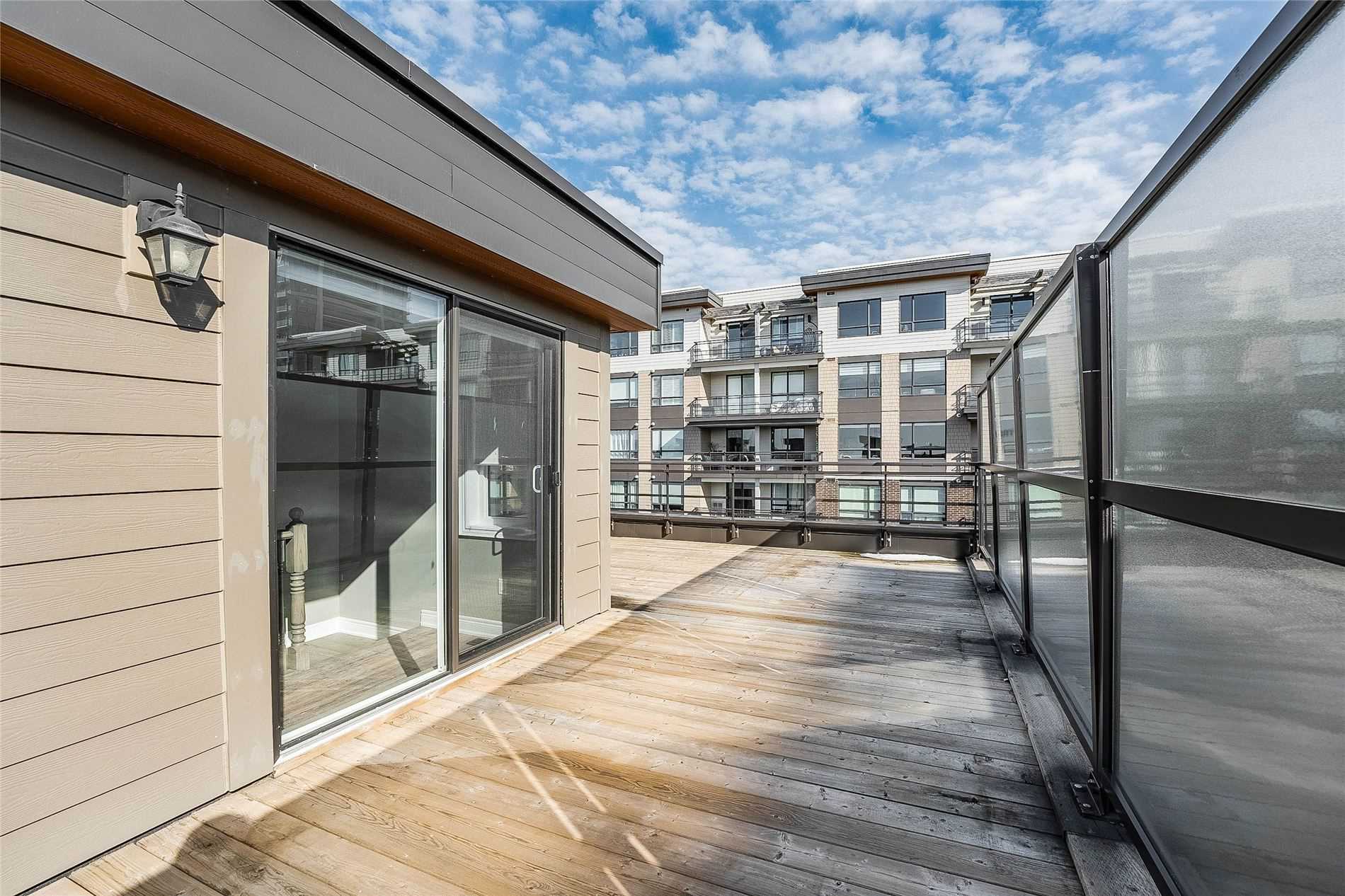 16 Waterview Lane