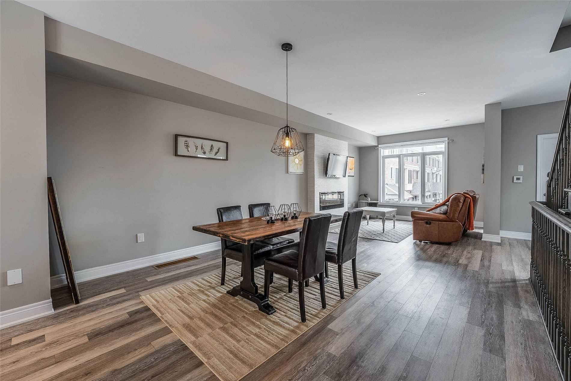 16 Waterview Lane
