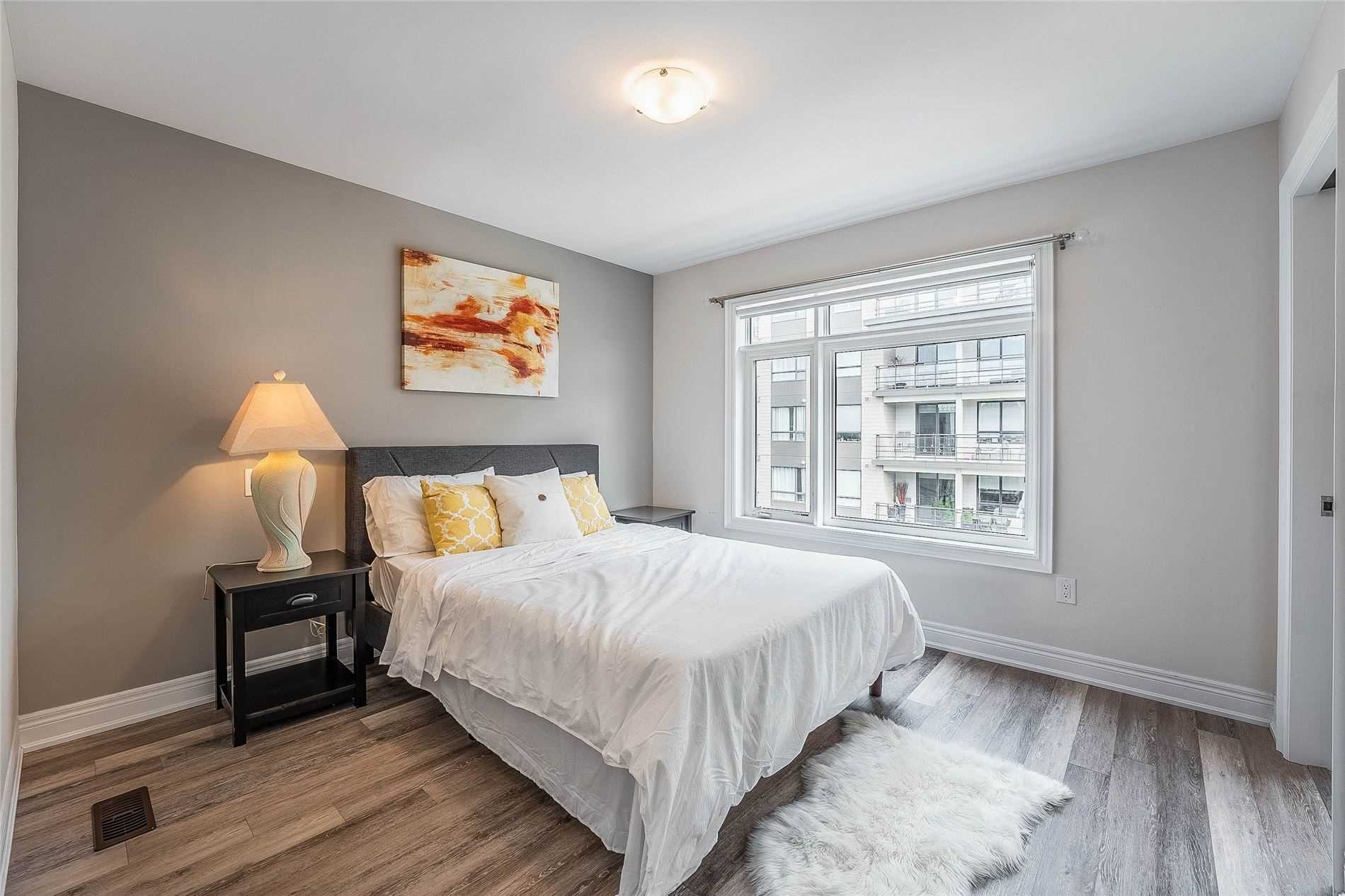 16 Waterview Lane