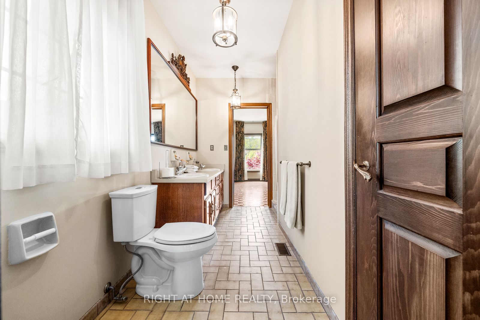Listing X5970204 - Large Photo # 18