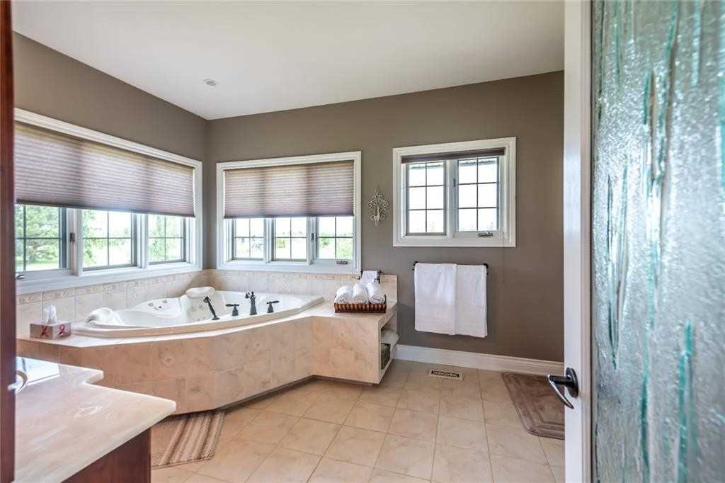 Listing X5970937 - Large Photo # 22