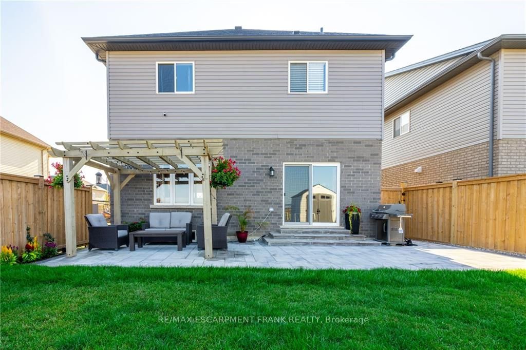 78 Rockledge Dr