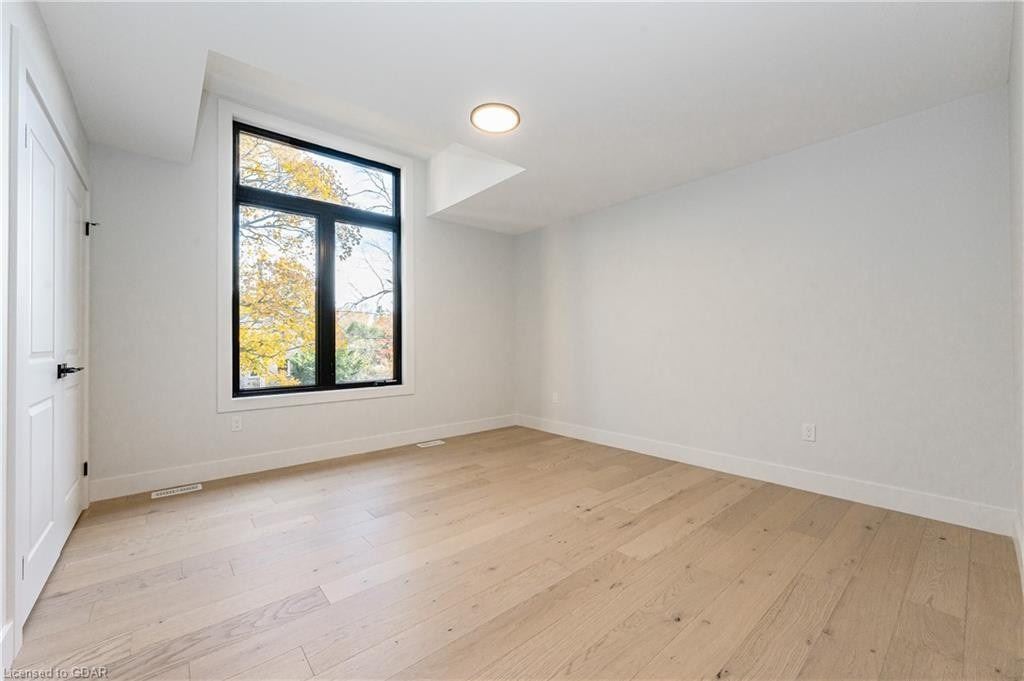 Listing X5971019 - Large Photo # 29
