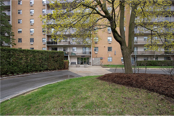 931 Wonderland Rd S, London