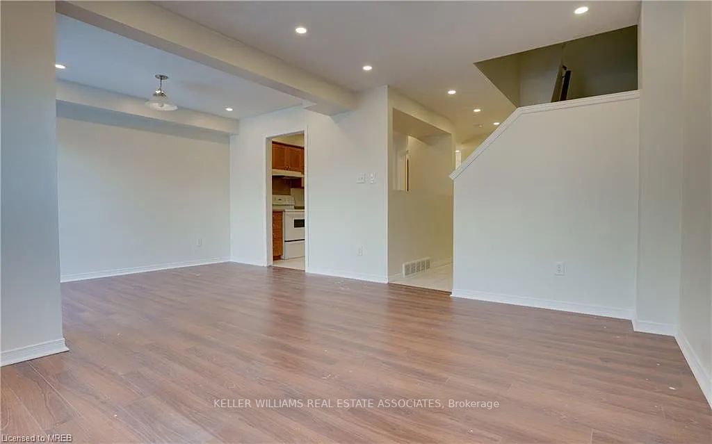Listing X5971728 - Large Photo # 4