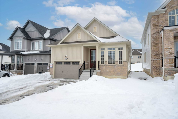 11 Hancock Cres, Kawartha Lakes