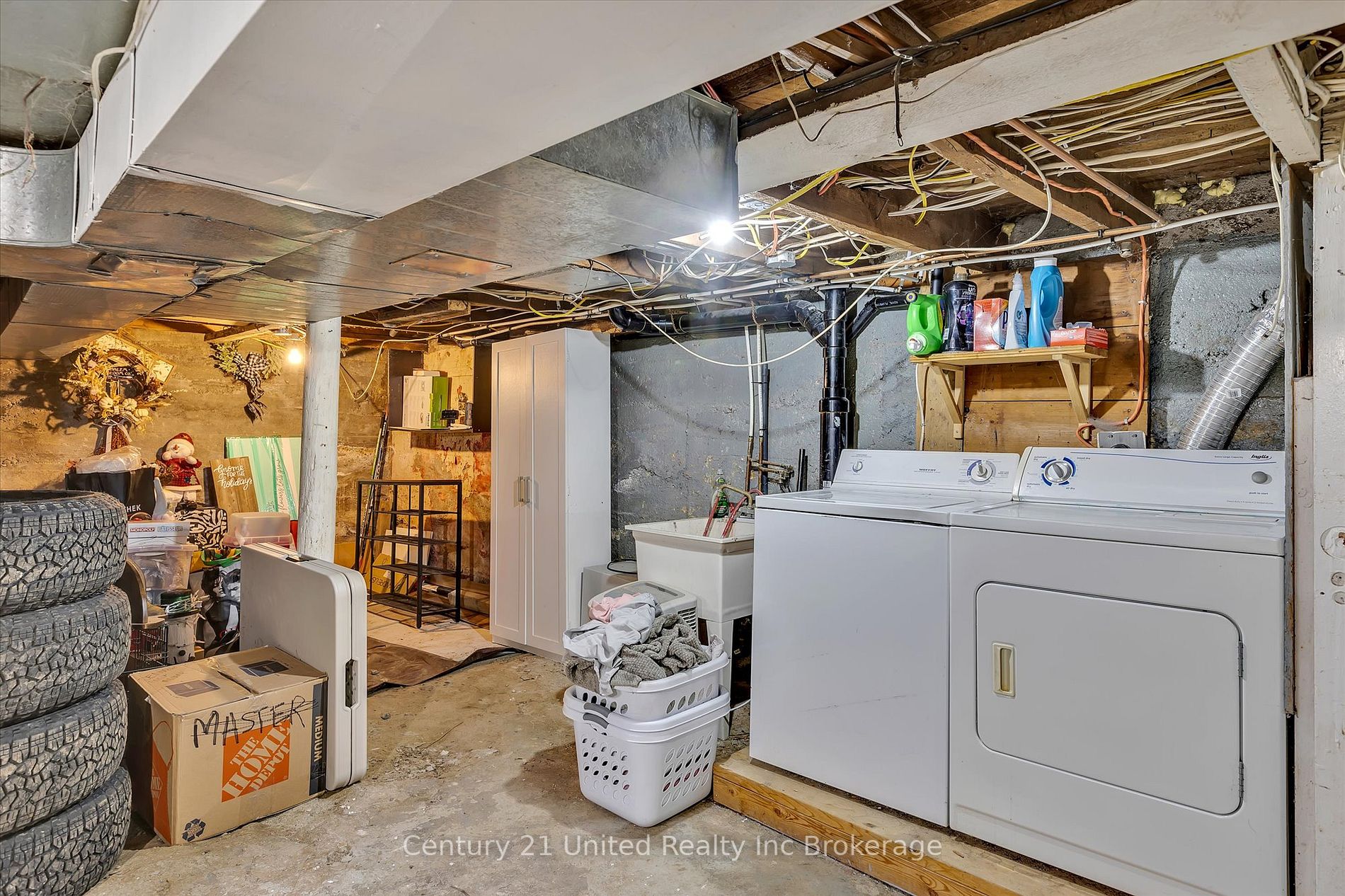 132 Maude St