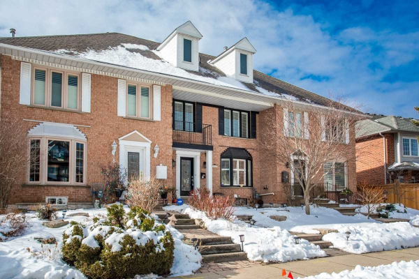 6 Harbour Dr, Hamilton