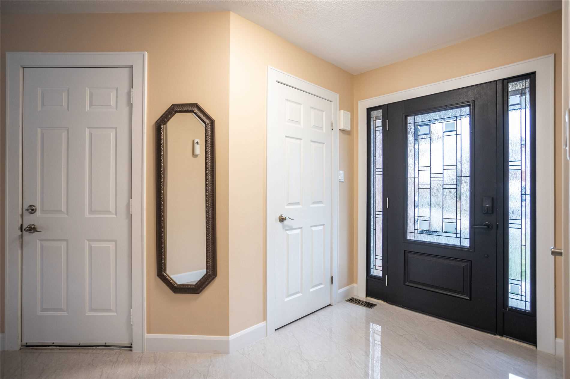 18 Sable Drive