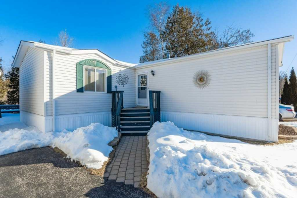 35 Water St, Puslinch