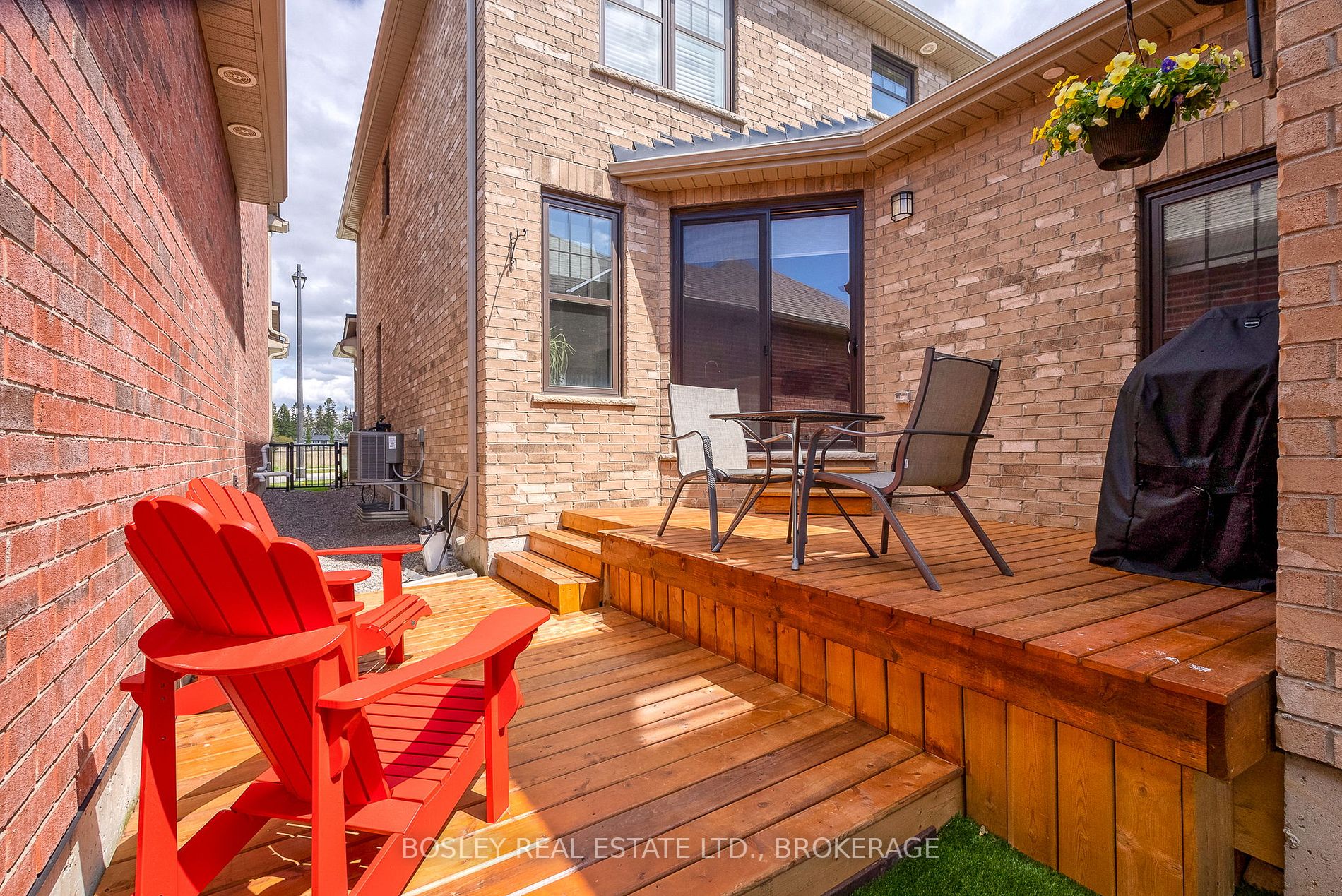 Listing X5973017 - Large Photo # 38