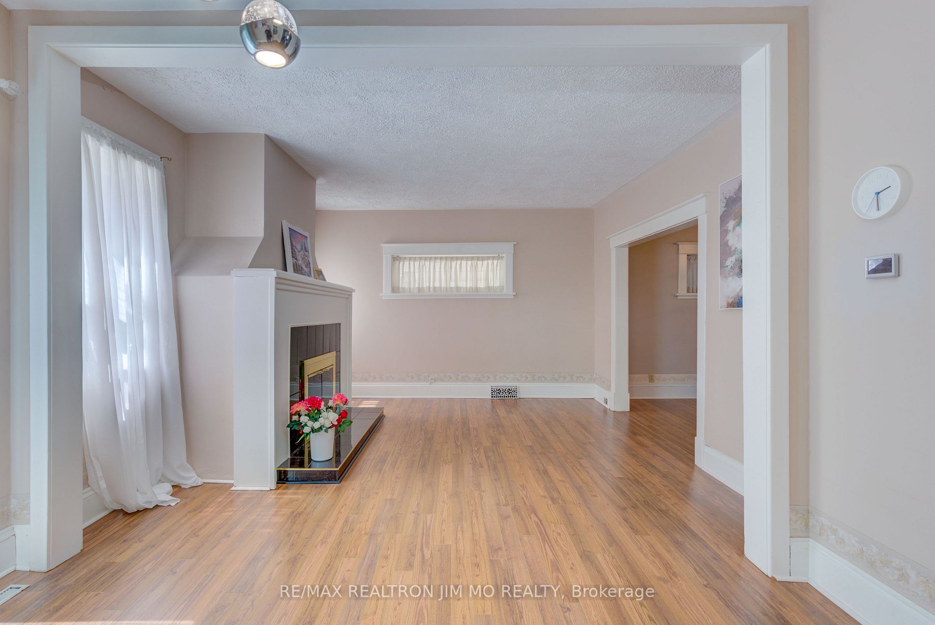 Listing X5973944 - Large Photo # 11