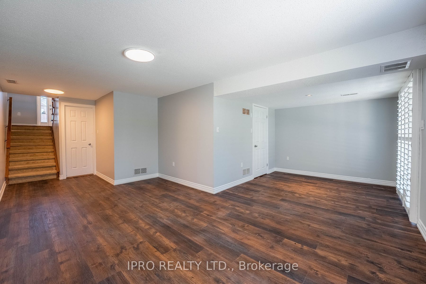 137 Whitefish Cres