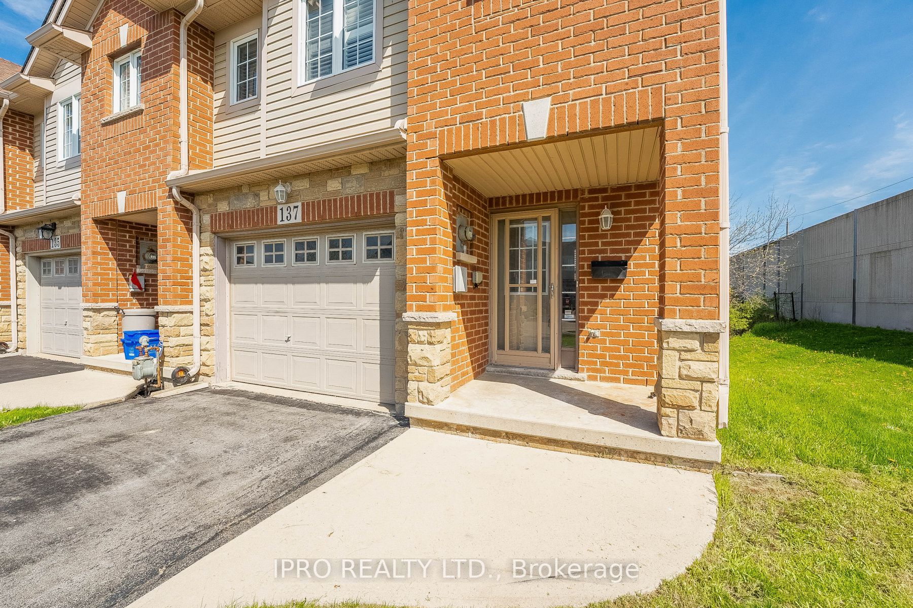 137 Whitefish Cres