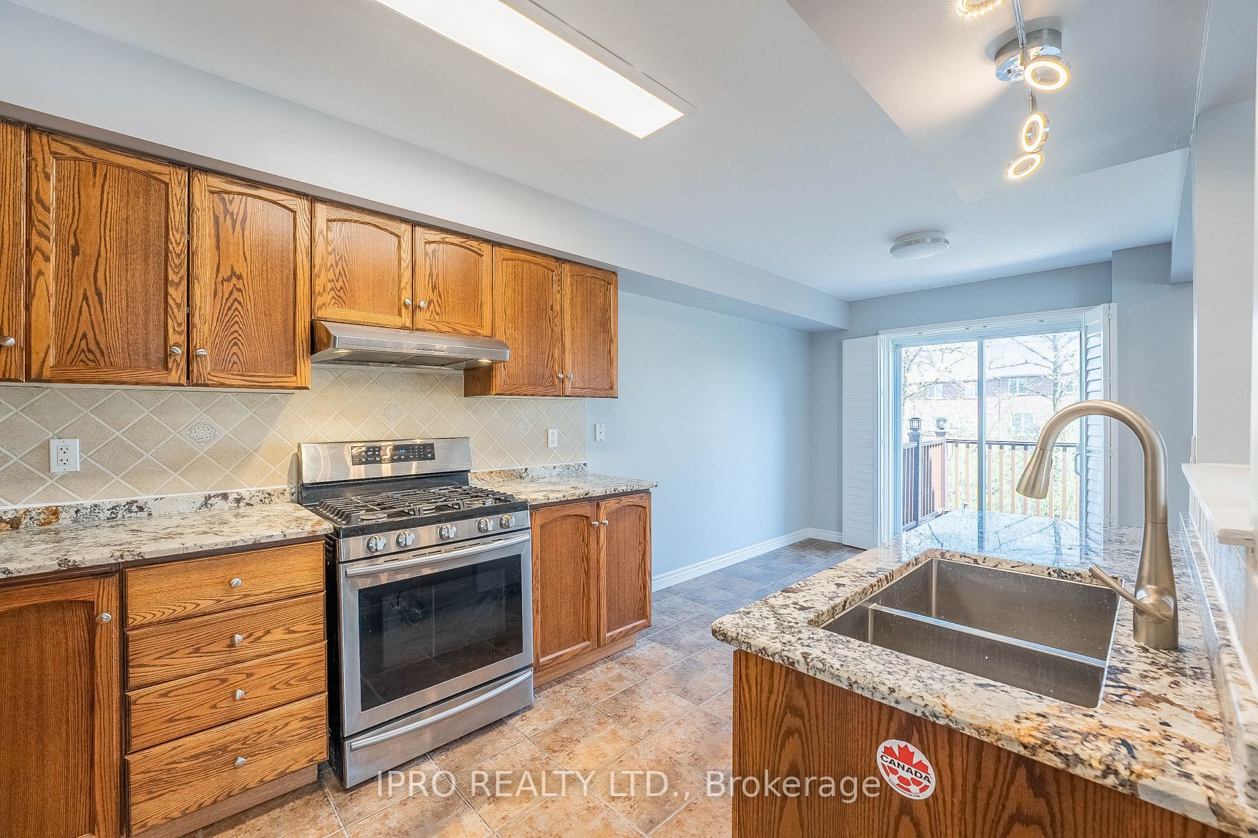 137 Whitefish Cres