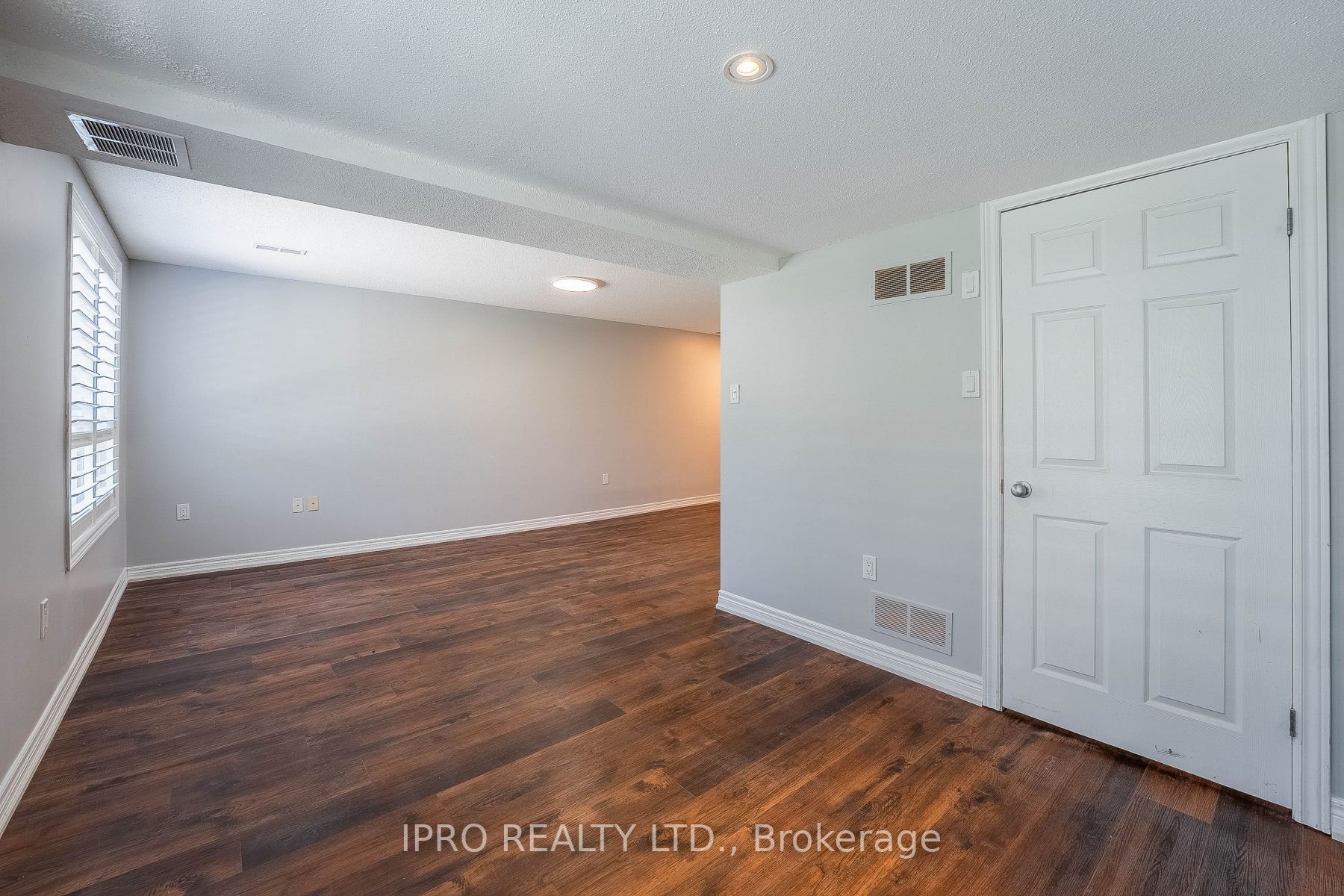 137 Whitefish Cres