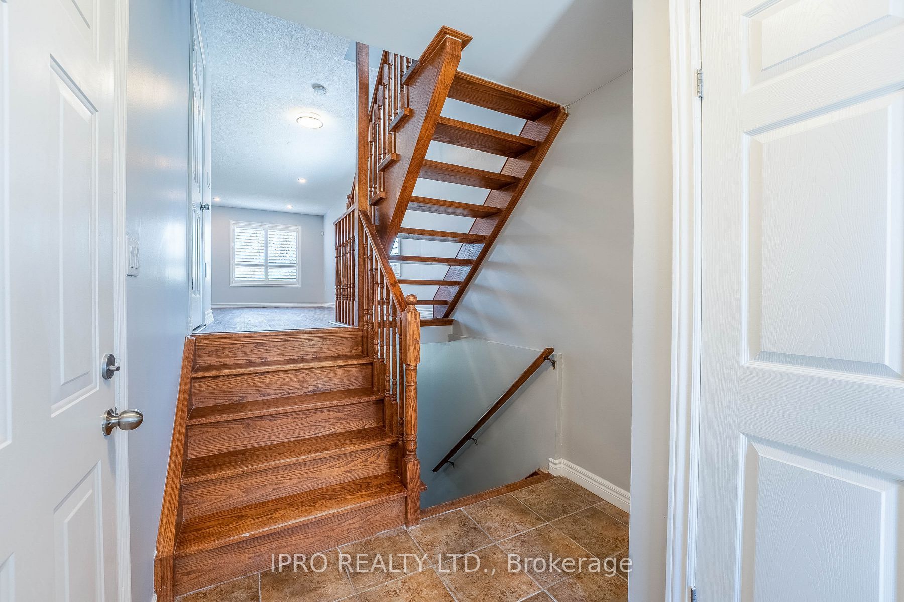 137 Whitefish Cres