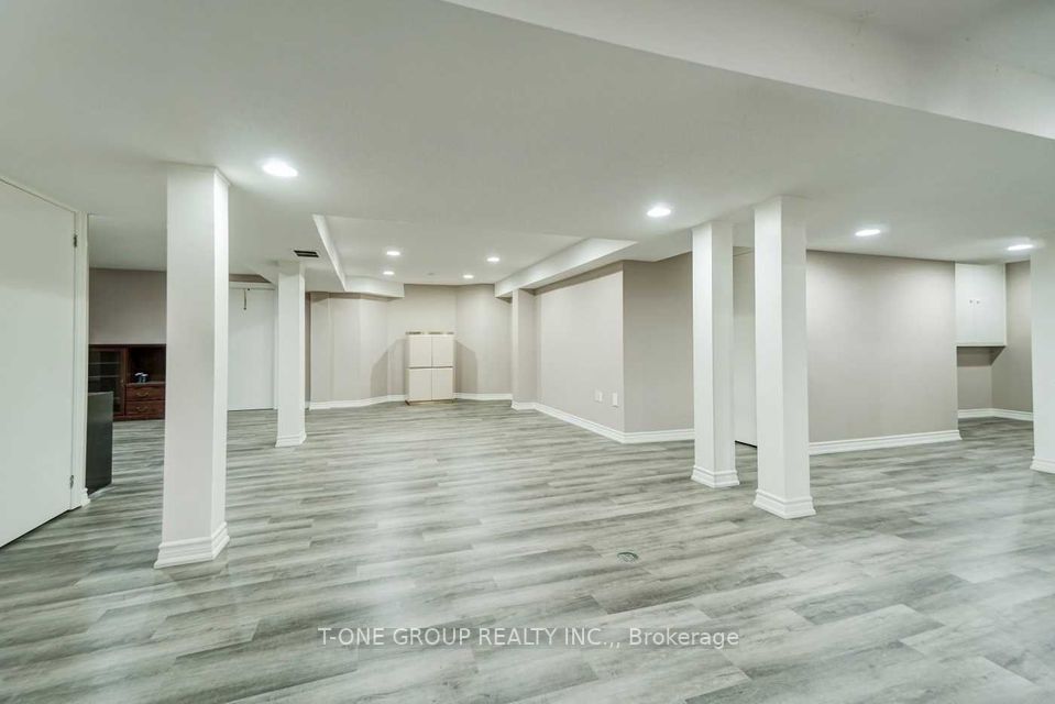411 Kerman Ave