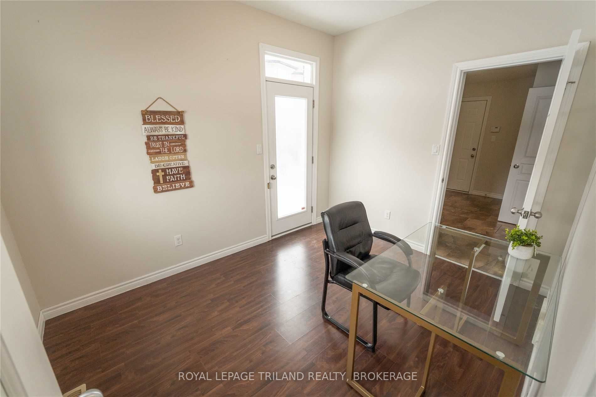 12 Kingfisher Crt