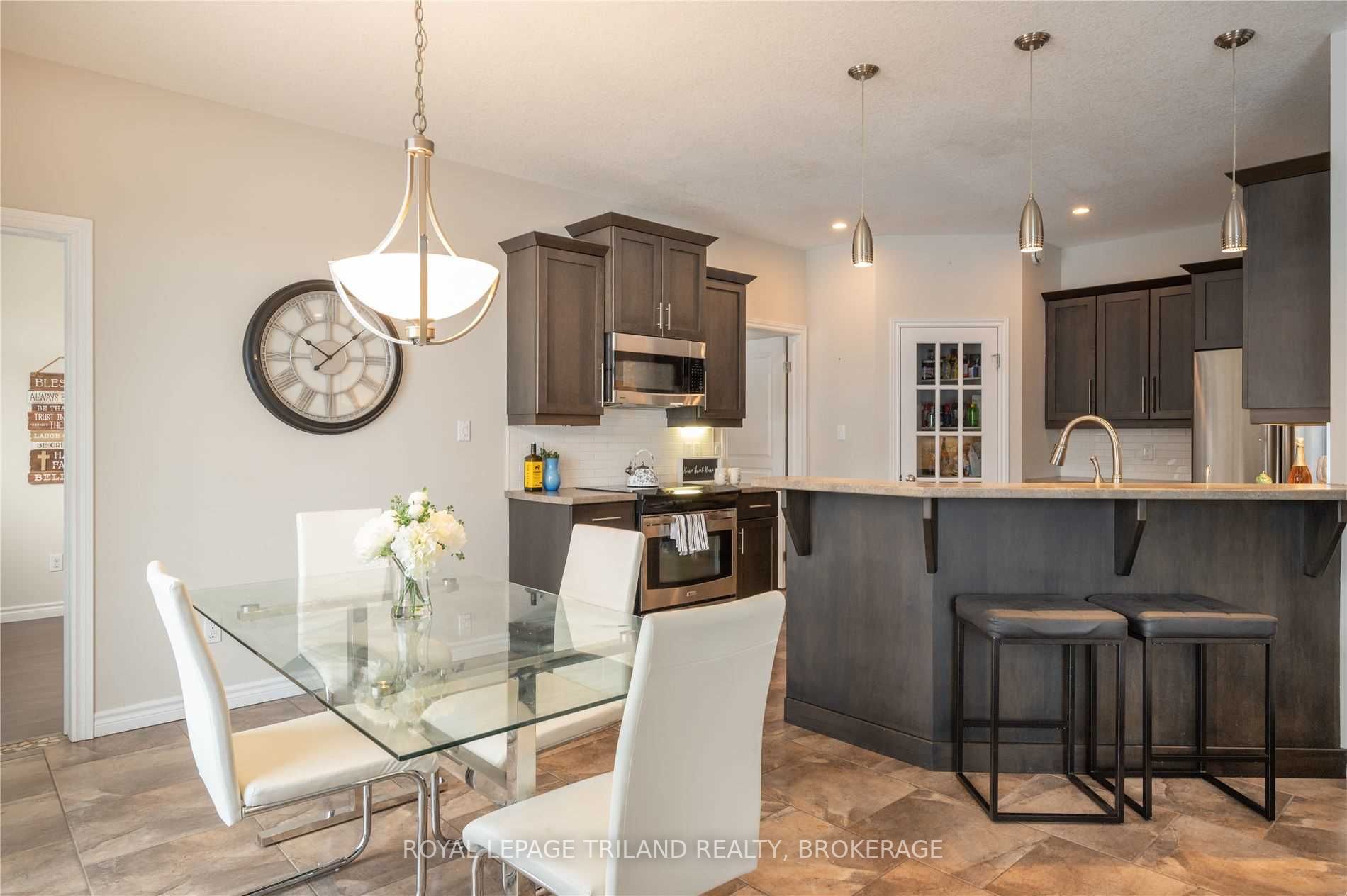 12 Kingfisher Crt