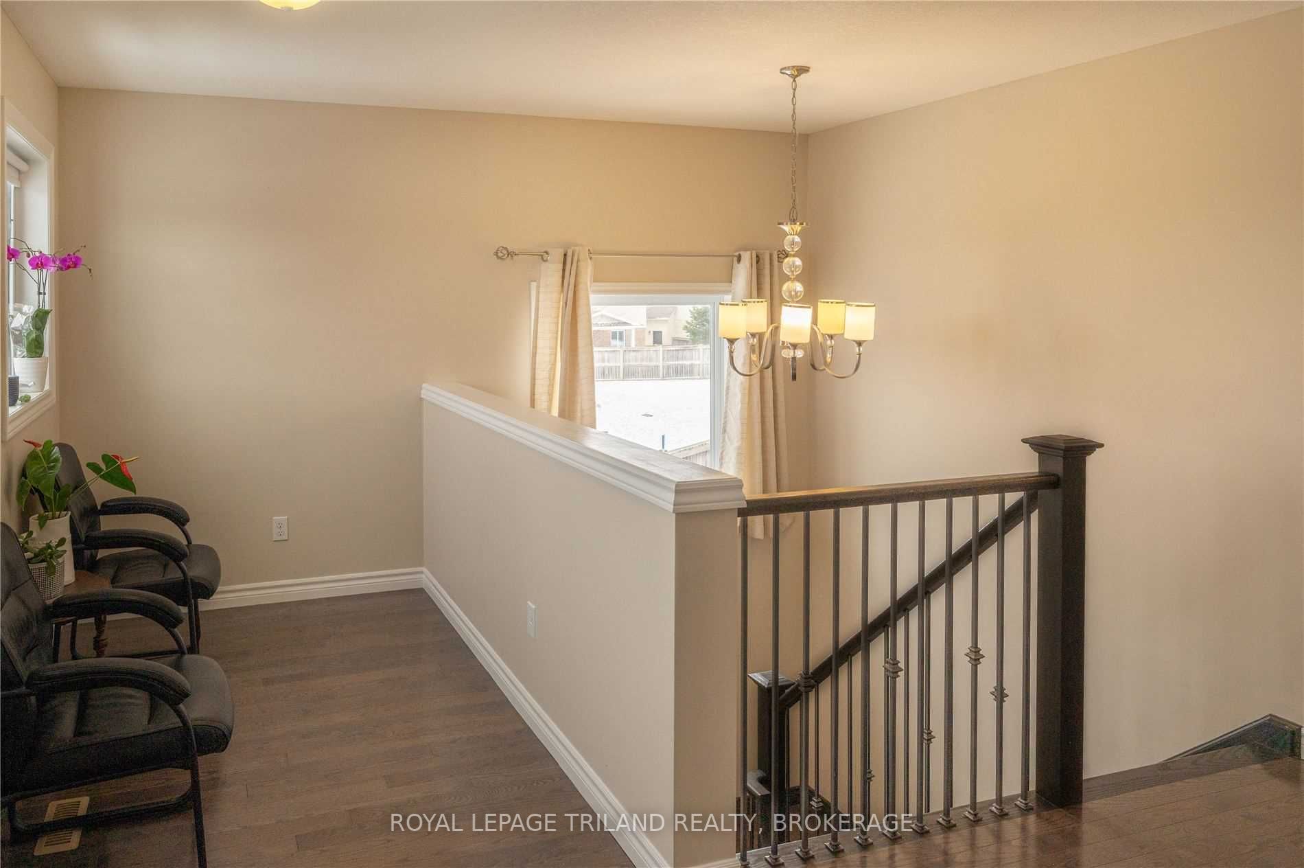12 Kingfisher Crt