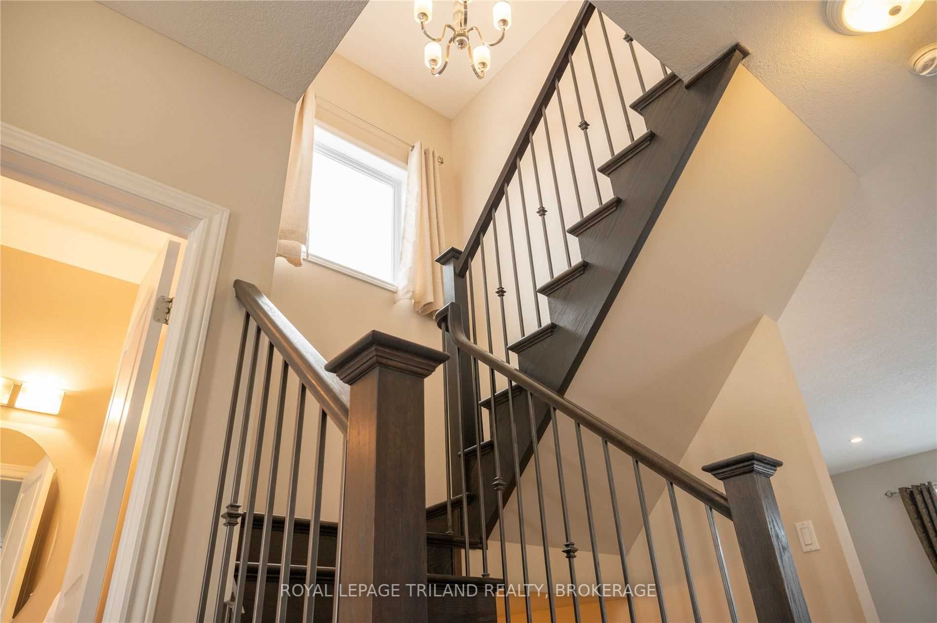 12 Kingfisher Crt