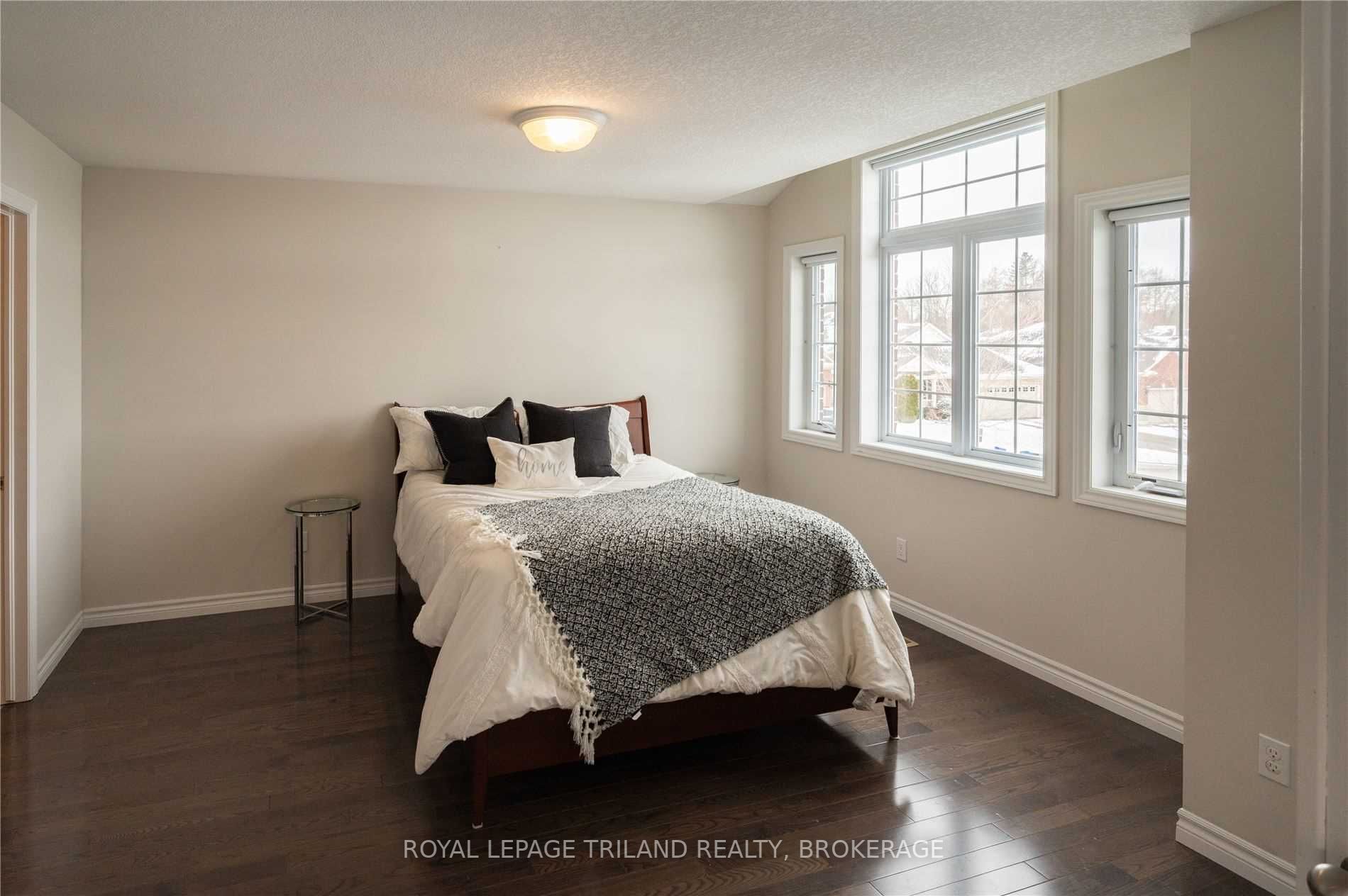 12 Kingfisher Crt