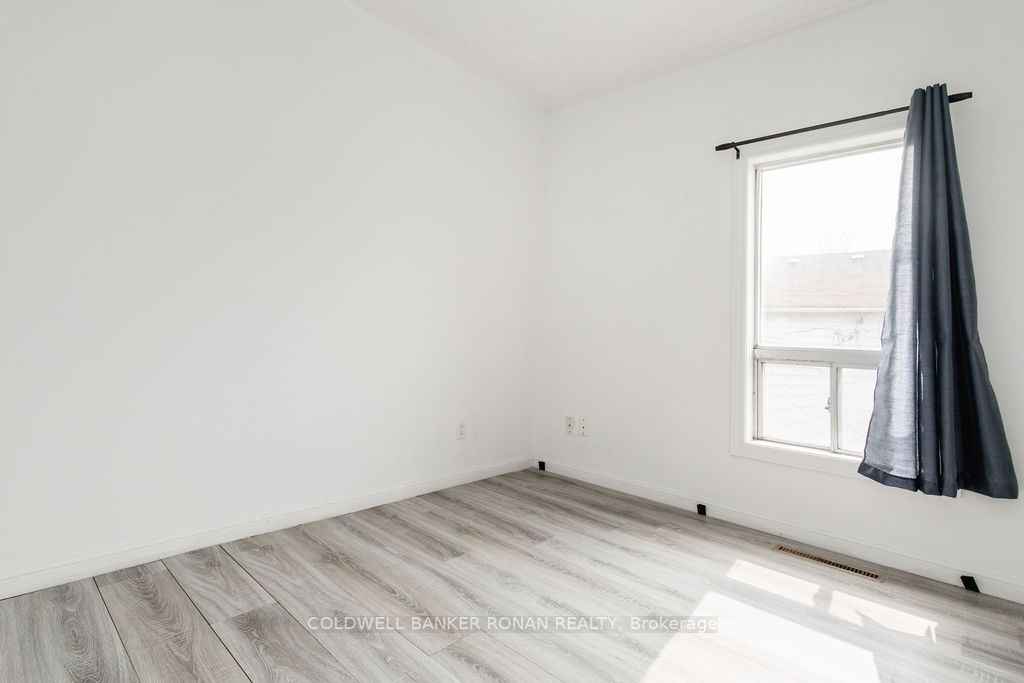 Listing X5977112 - Large Photo # 19