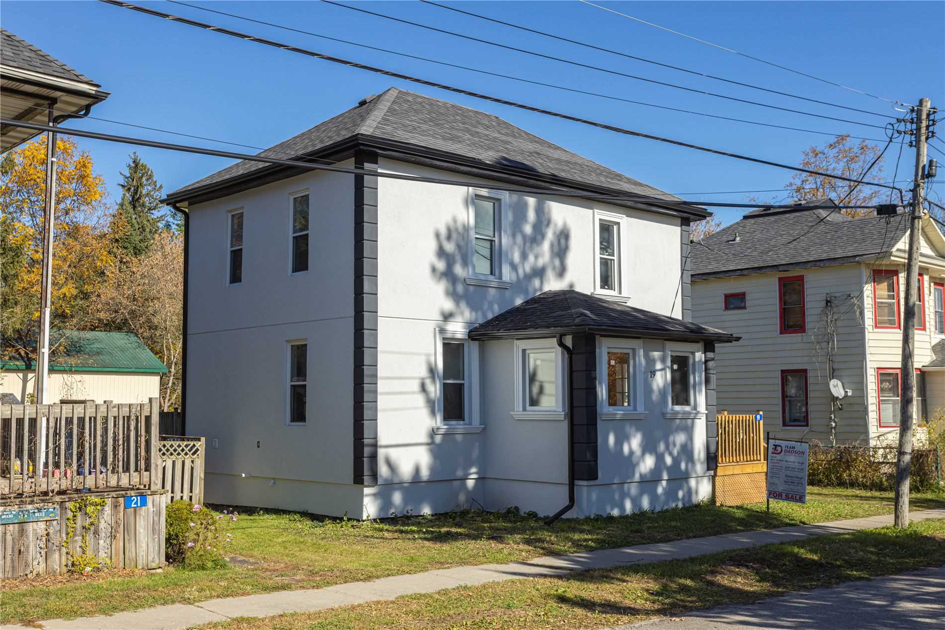 19 Gilbert St