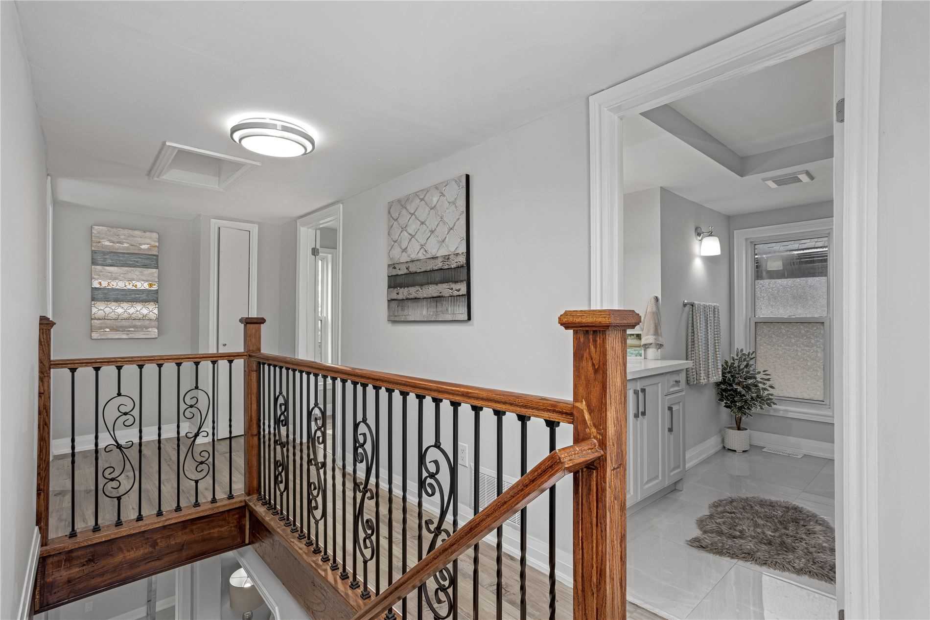 19 Gilbert St
