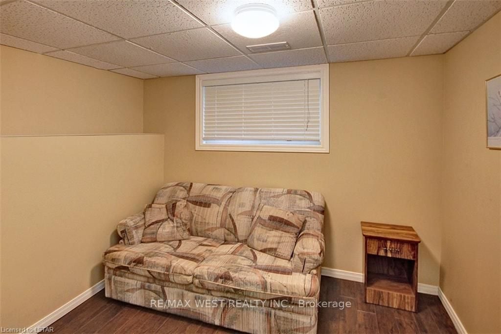 86 Jena Cres