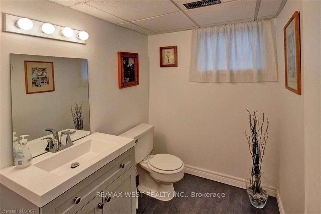 86 Jena Cres