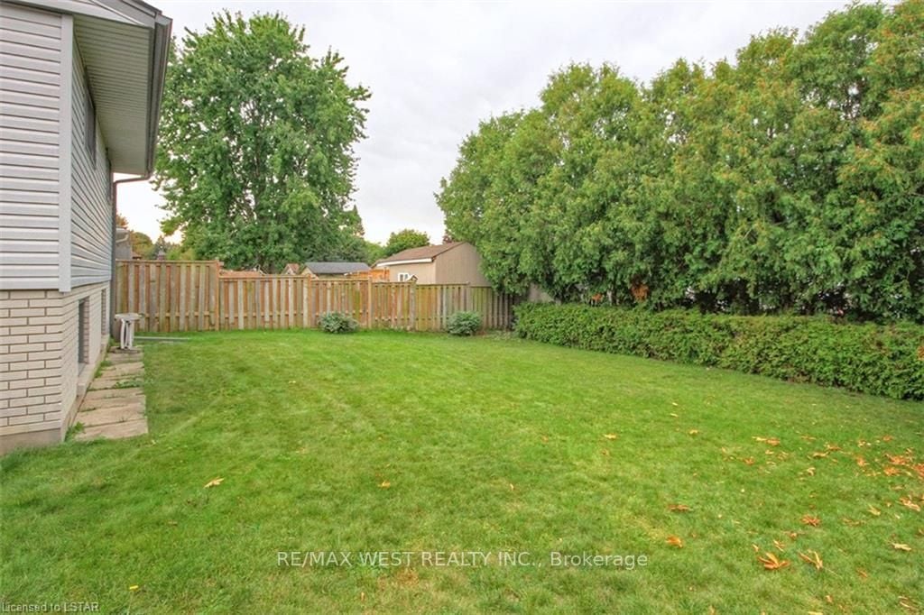 86 Jena Cres