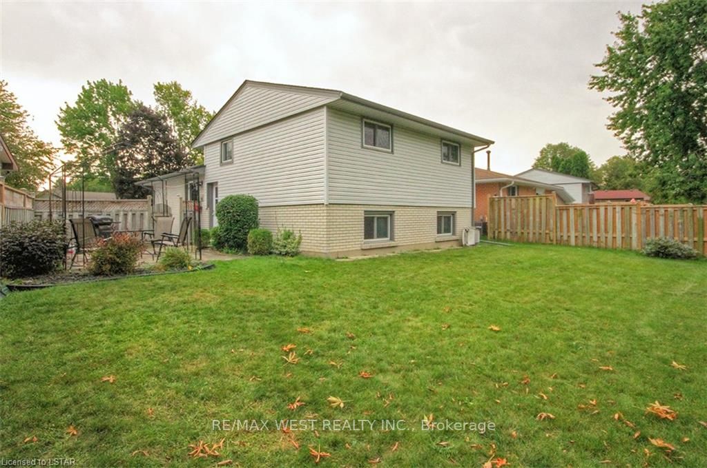 86 Jena Cres