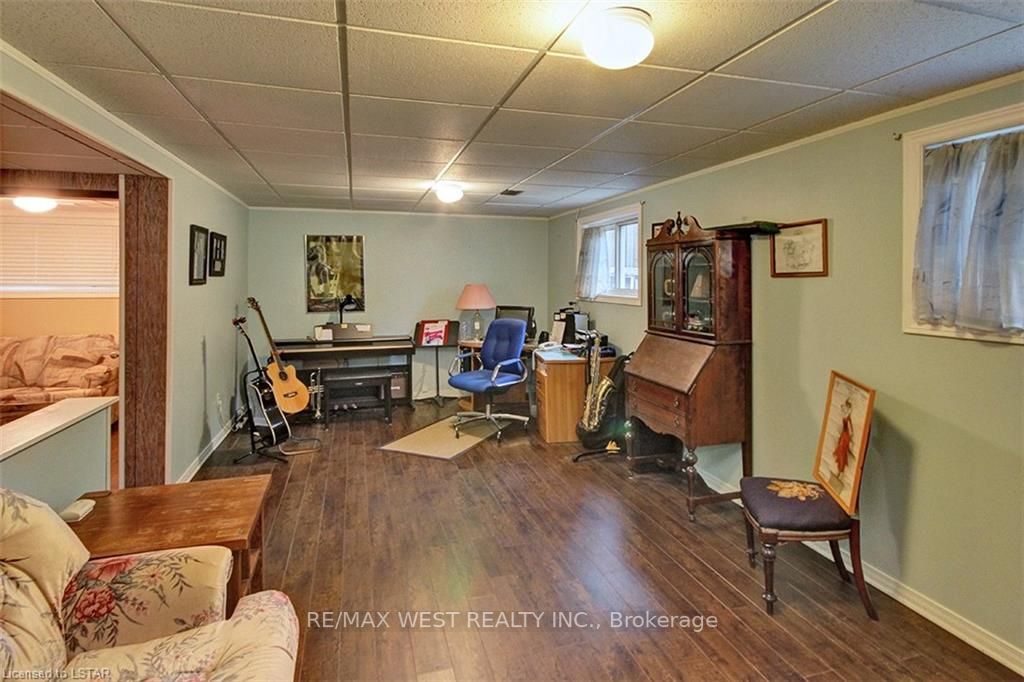 86 Jena Cres