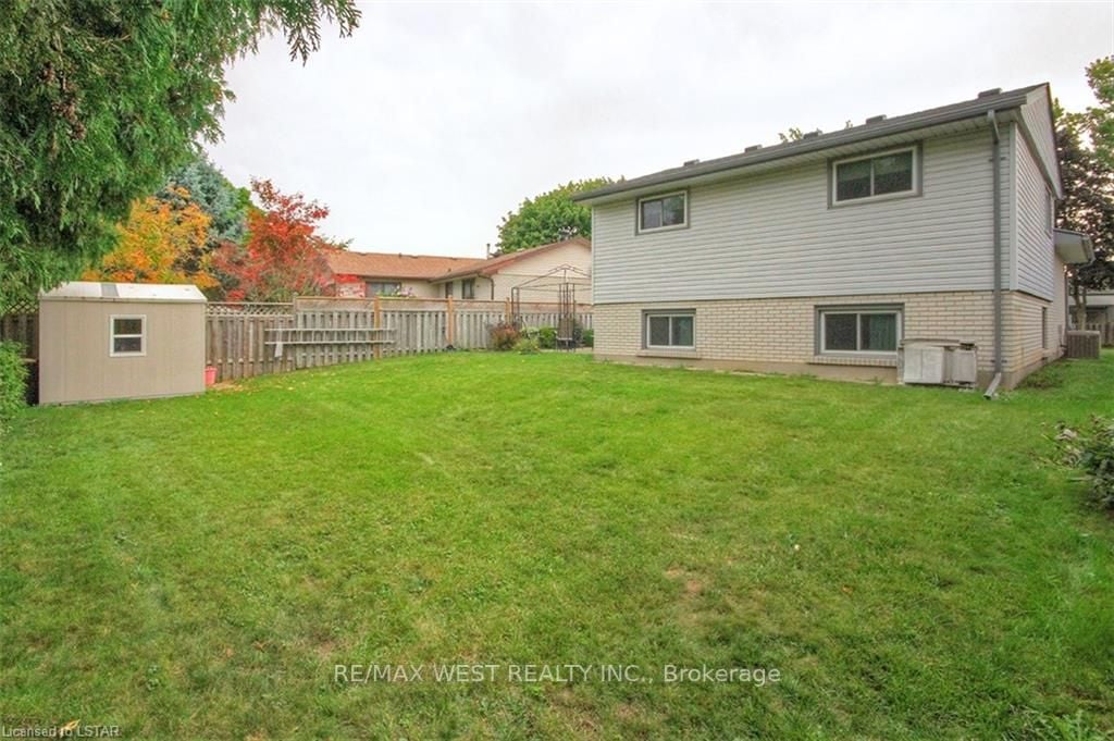86 Jena Cres