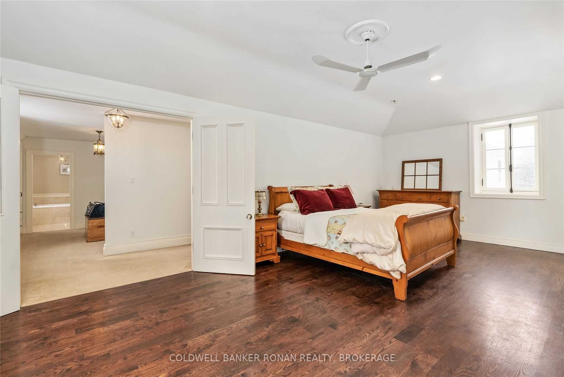 Listing X5978179 - Large Photo # 24