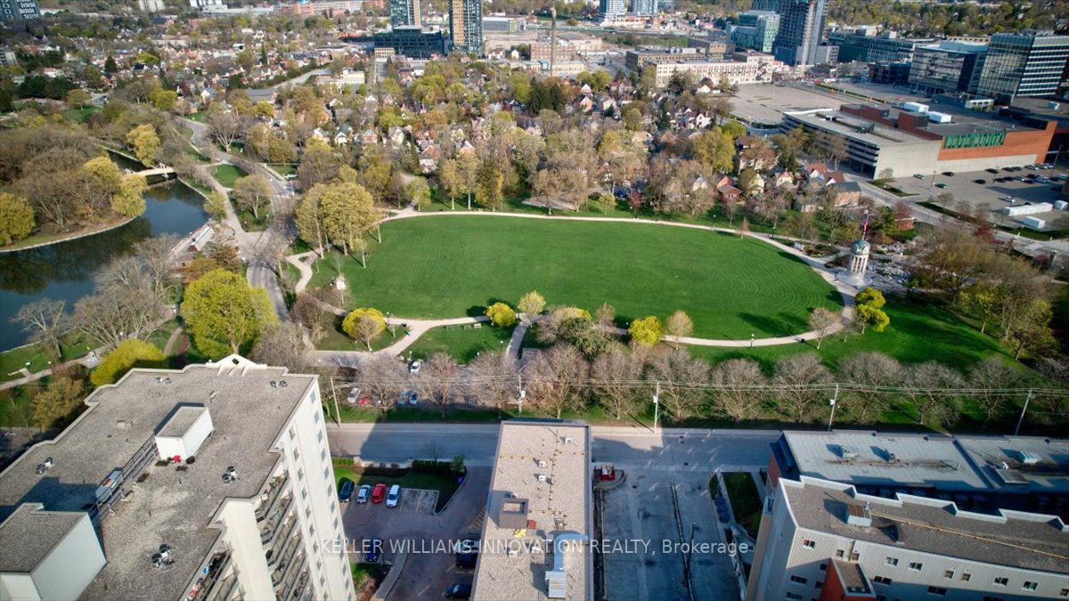 51 David St, #101