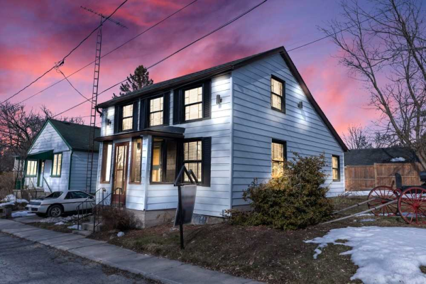 19 Harcourt St, Port Hope