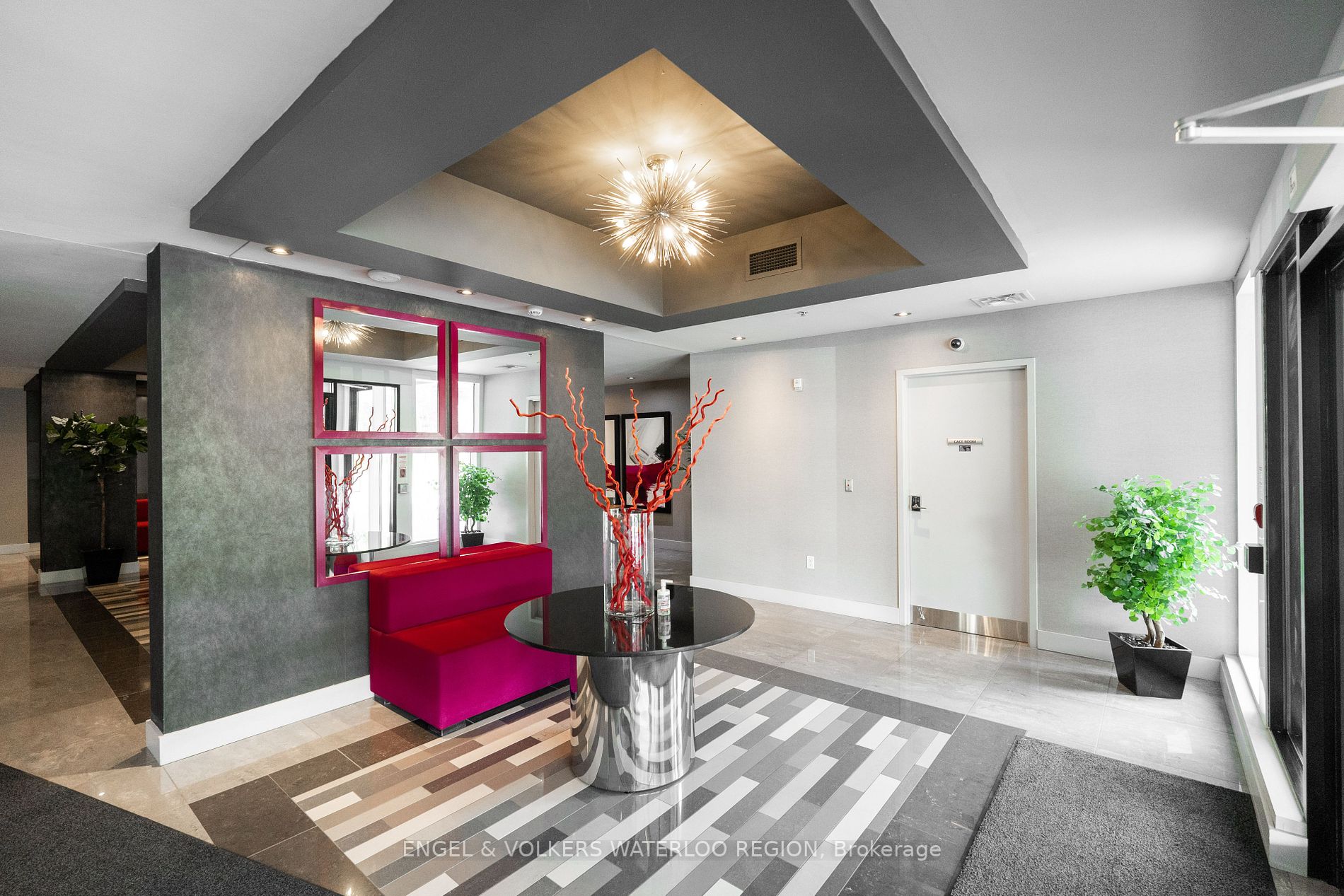 Listing X5978912 - Large Photo # 4