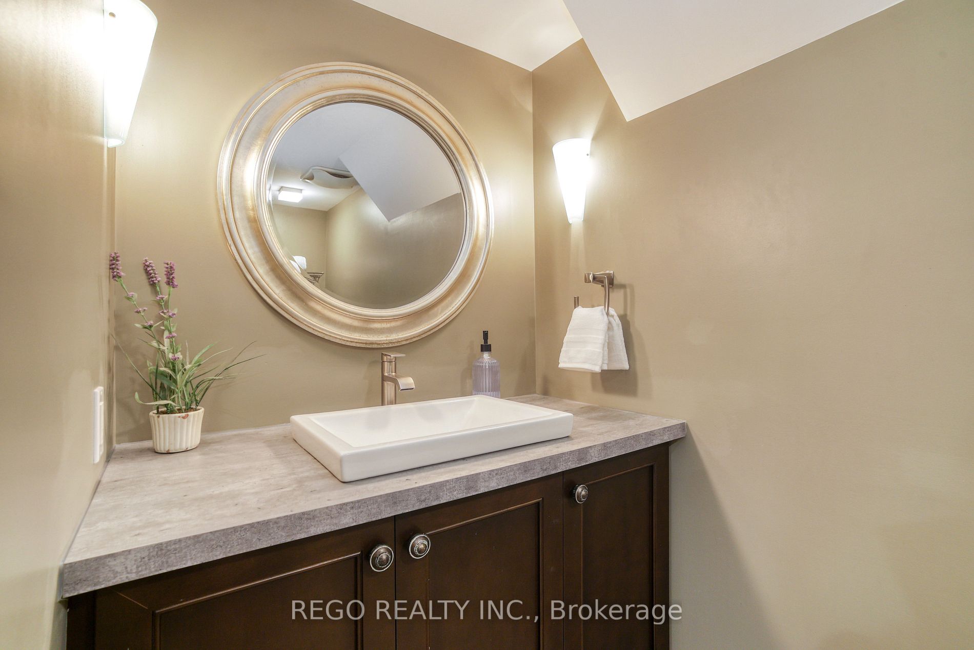 Listing X5978920 - Large Photo # 35
