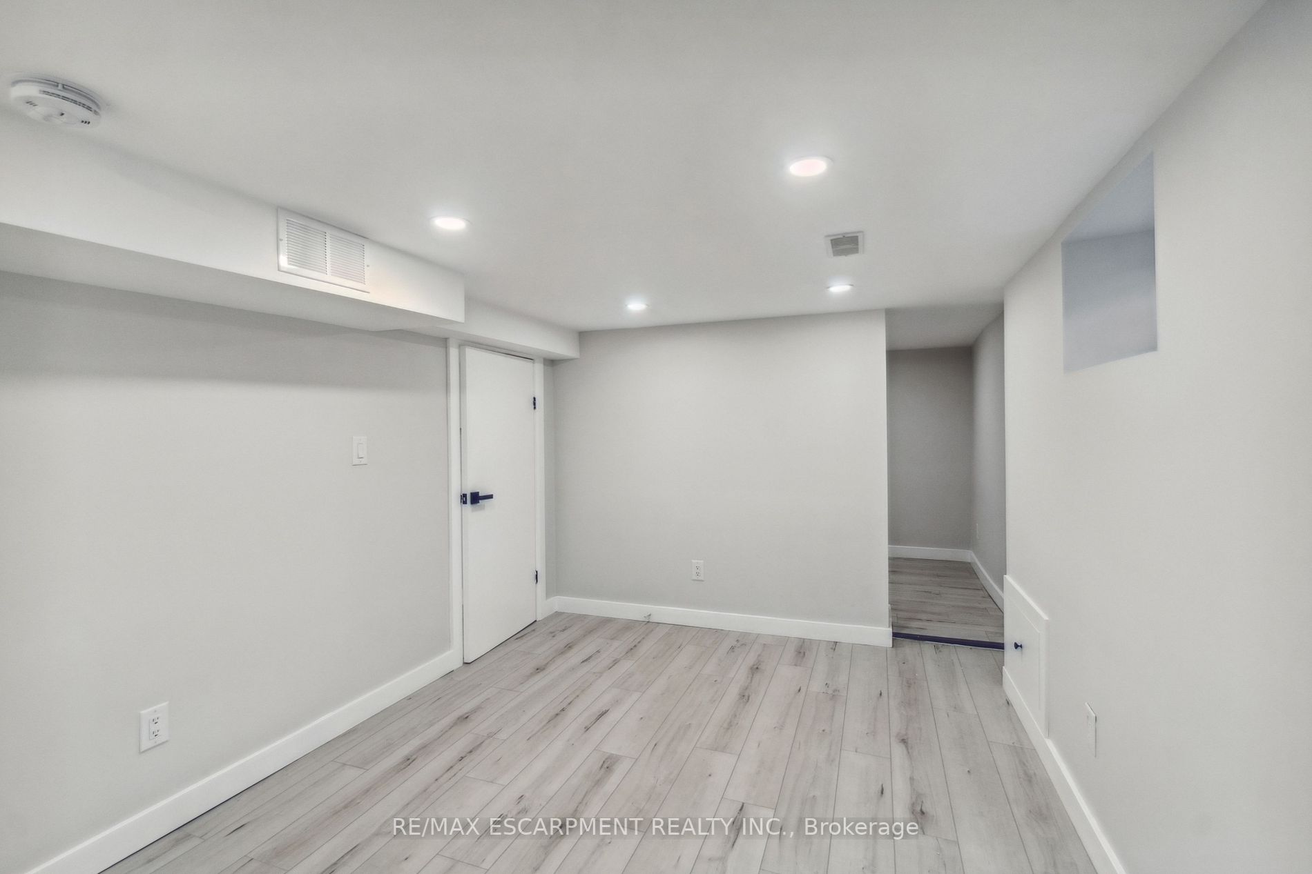 200 Waterloo Avenue