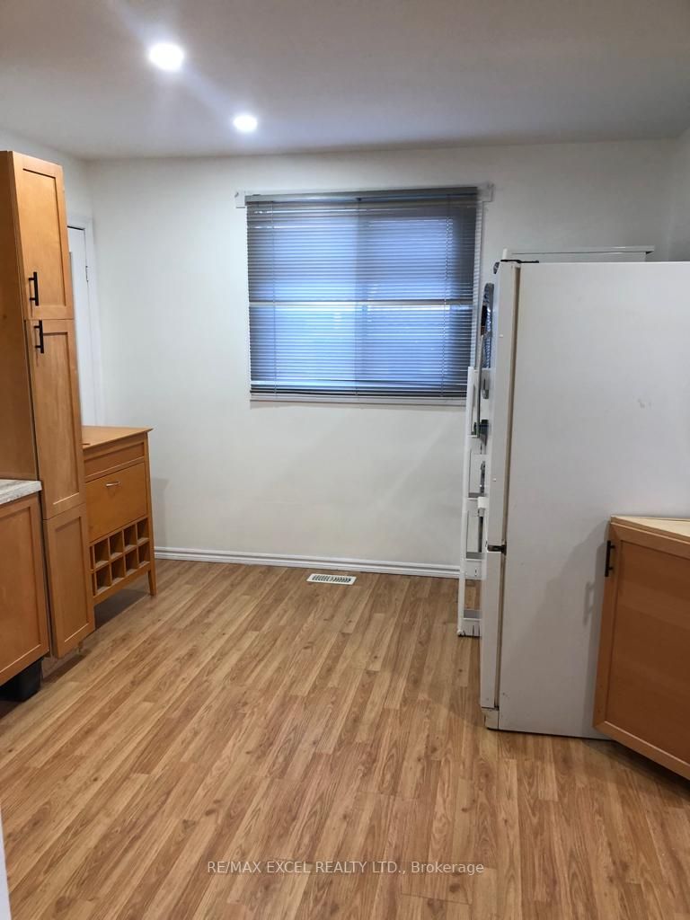Listing X5980004 - Large Photo # 3