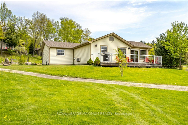 1052 Rat Bay Rd, Lake of Bays