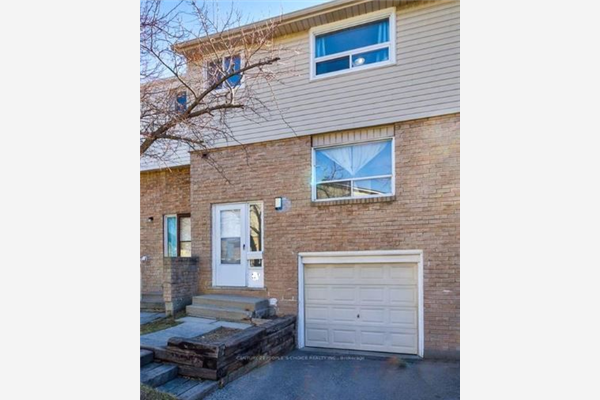 262 Kenora Ave