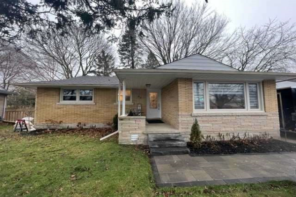 46 Admiral (Lower) Rd, Kitchener
