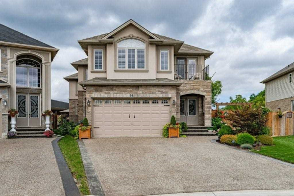 96 Chartwell Circ, Hamilton