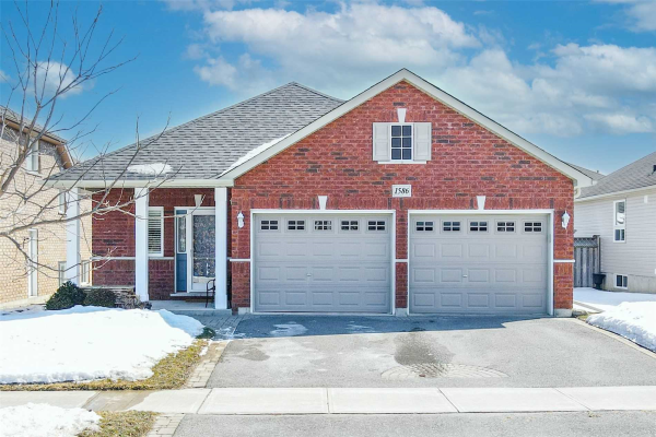 1586 Scollard Cres, Peterborough